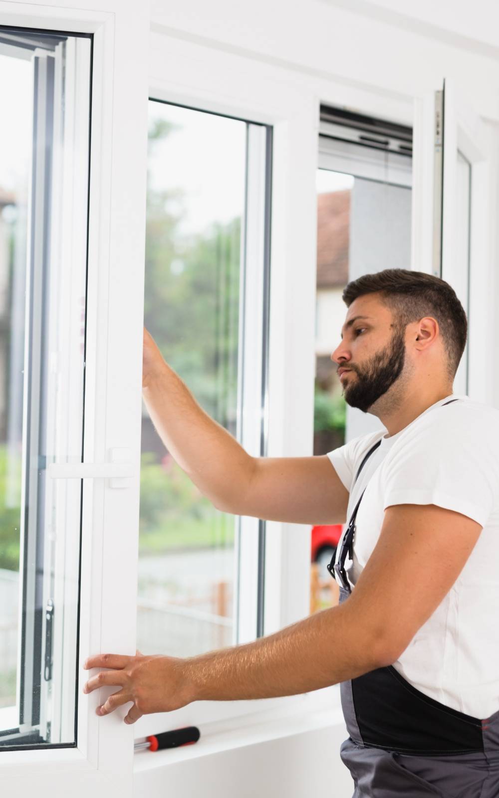 Prêt à faire exploser votre business de (menuiserie) avec le web ?